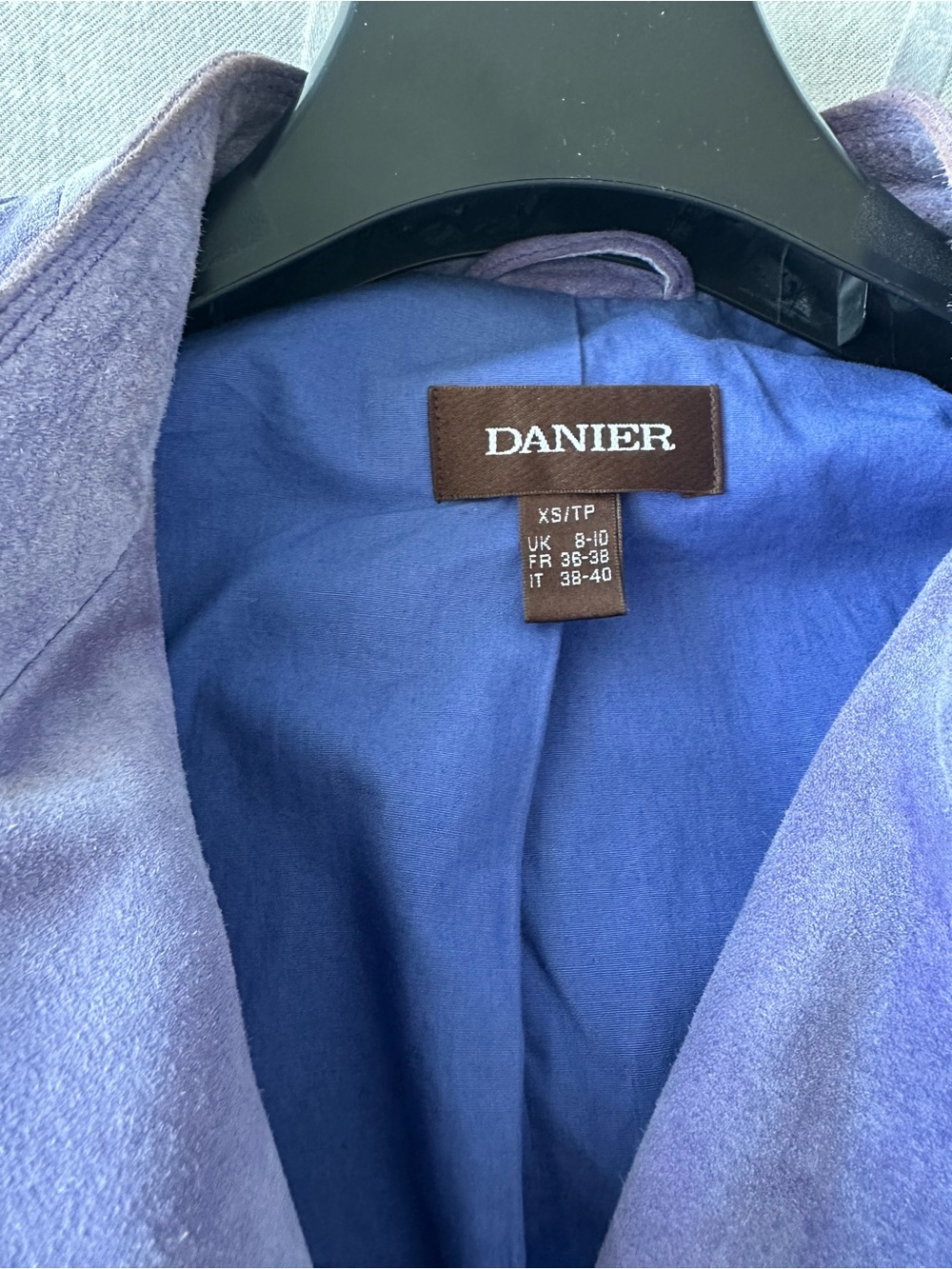 Danier Lavender 💜 Suede Moto Jacket - Women (XS but fits a Medium). - Picture 5 of 10